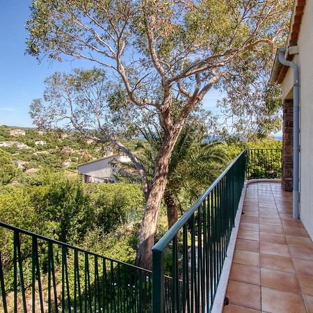 Villa Cavalaire Sur Mer Bagian luar foto