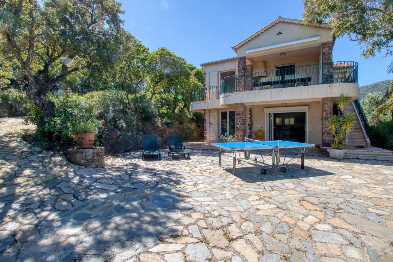 Villa Cavalaire Sur Mer Bagian luar foto