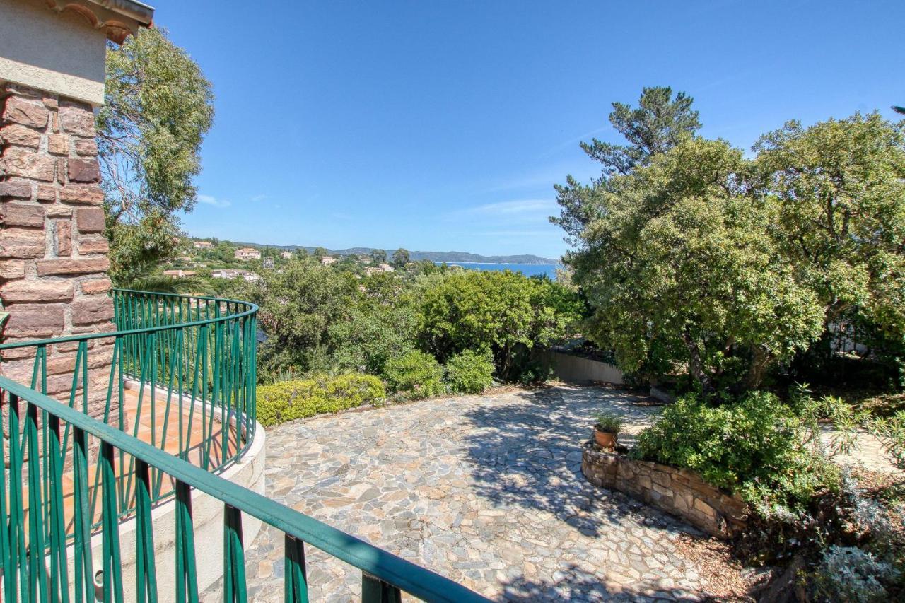 Villa Cavalaire Sur Mer Bagian luar foto