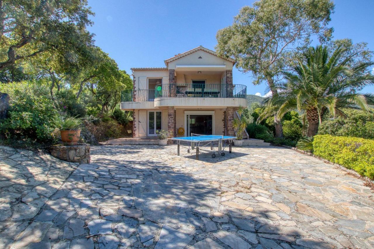 Villa Cavalaire Sur Mer Bagian luar foto